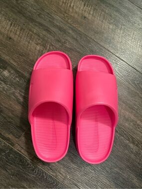 Nike Pink Slide Sandals